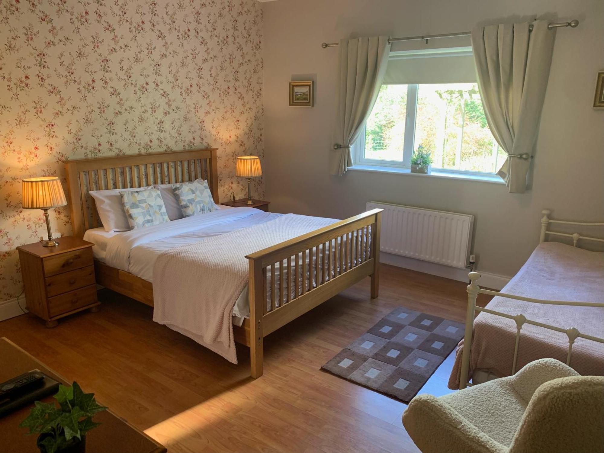 Dungimmon House Hotel Баликонъл Екстериор снимка