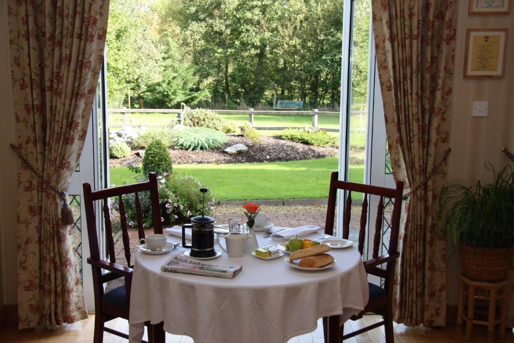 Dungimmon House Hotel Баликонъл Екстериор снимка